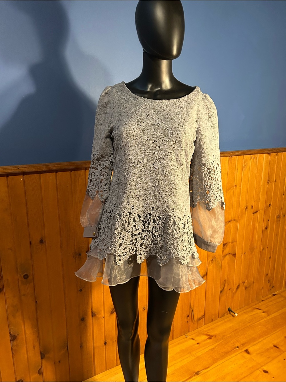 Lace Overlay Tiered Hem Blouse in Light Gray